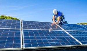 Installation et mise en production des panneaux solaires photovoltaïques à Poligny